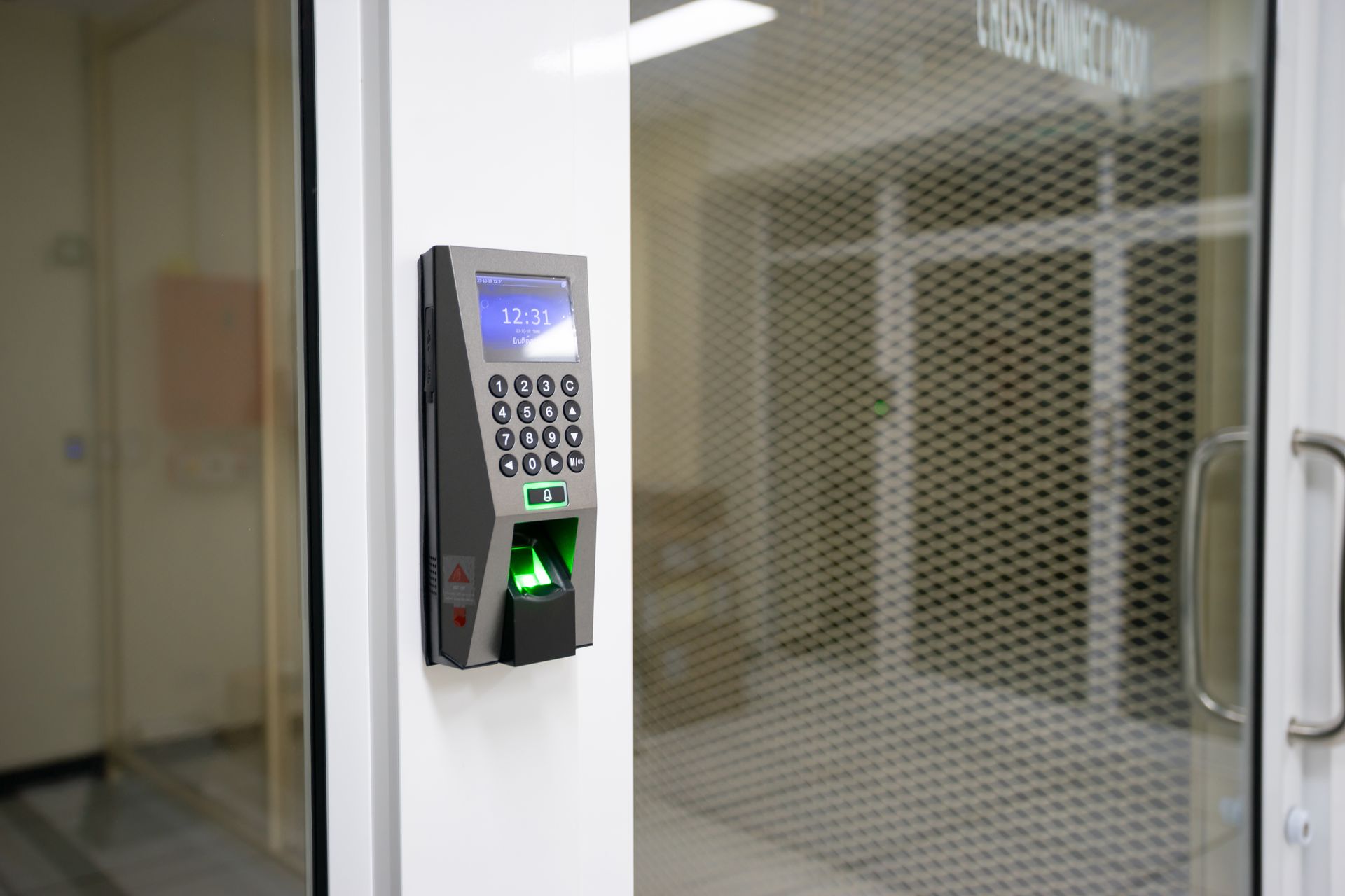 Electronic locks & access control