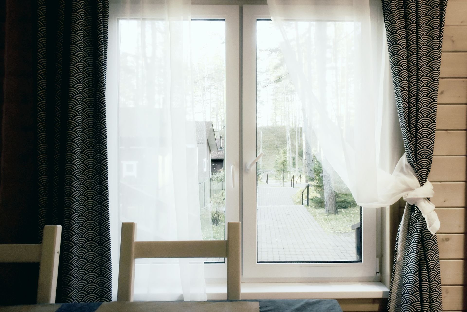Motorised curtains & blinds