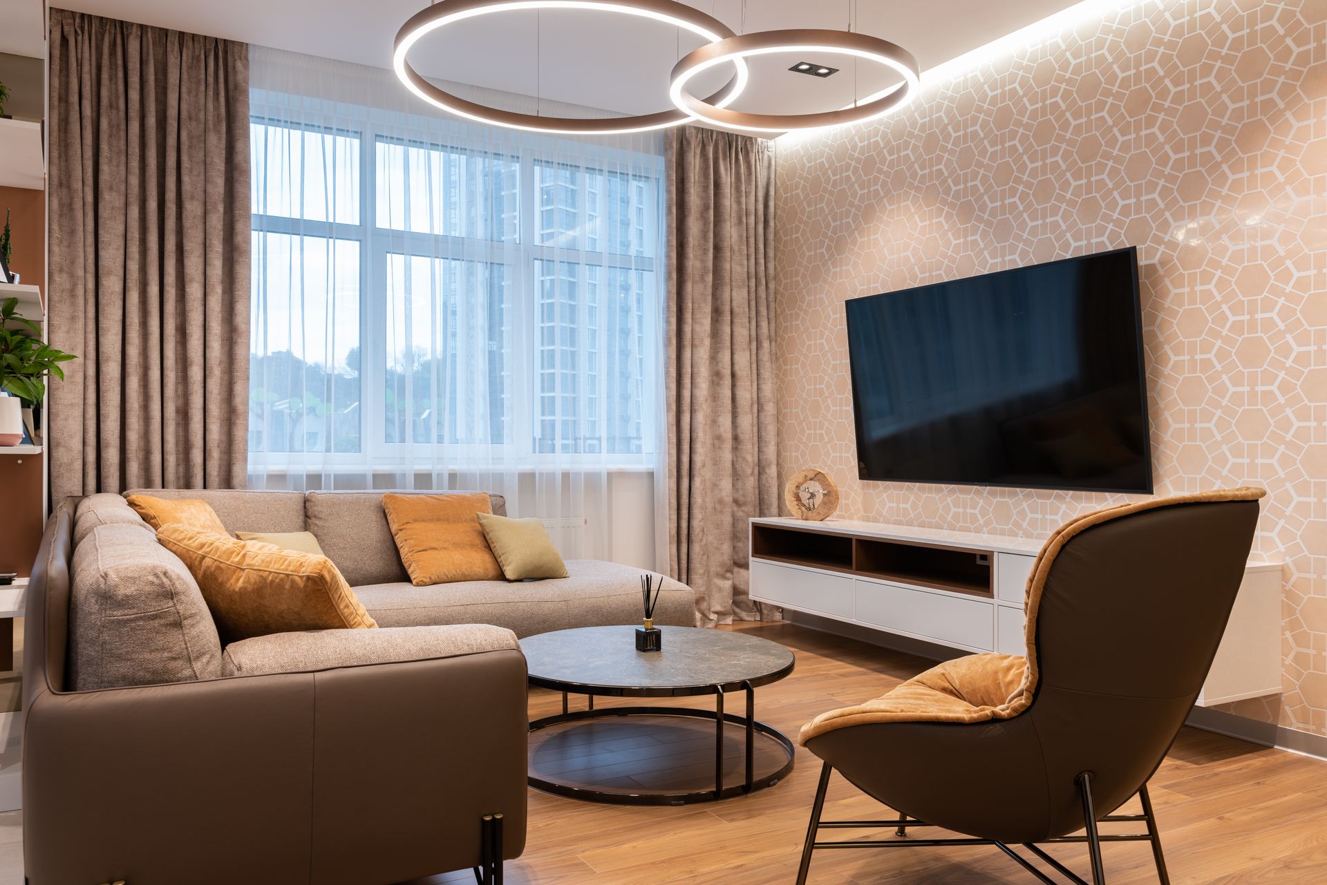 Furniture, furnishings & decor
