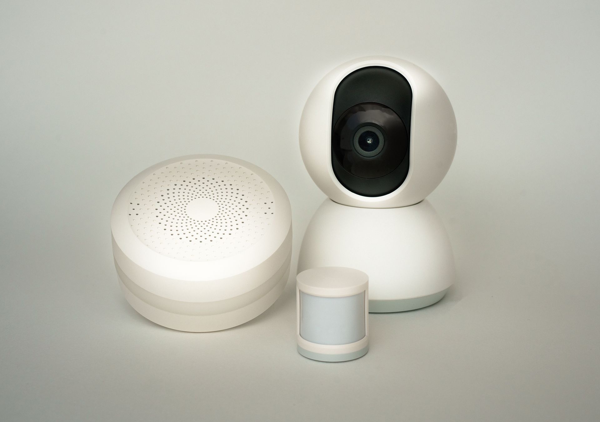 Wireless intrusion & security alarms