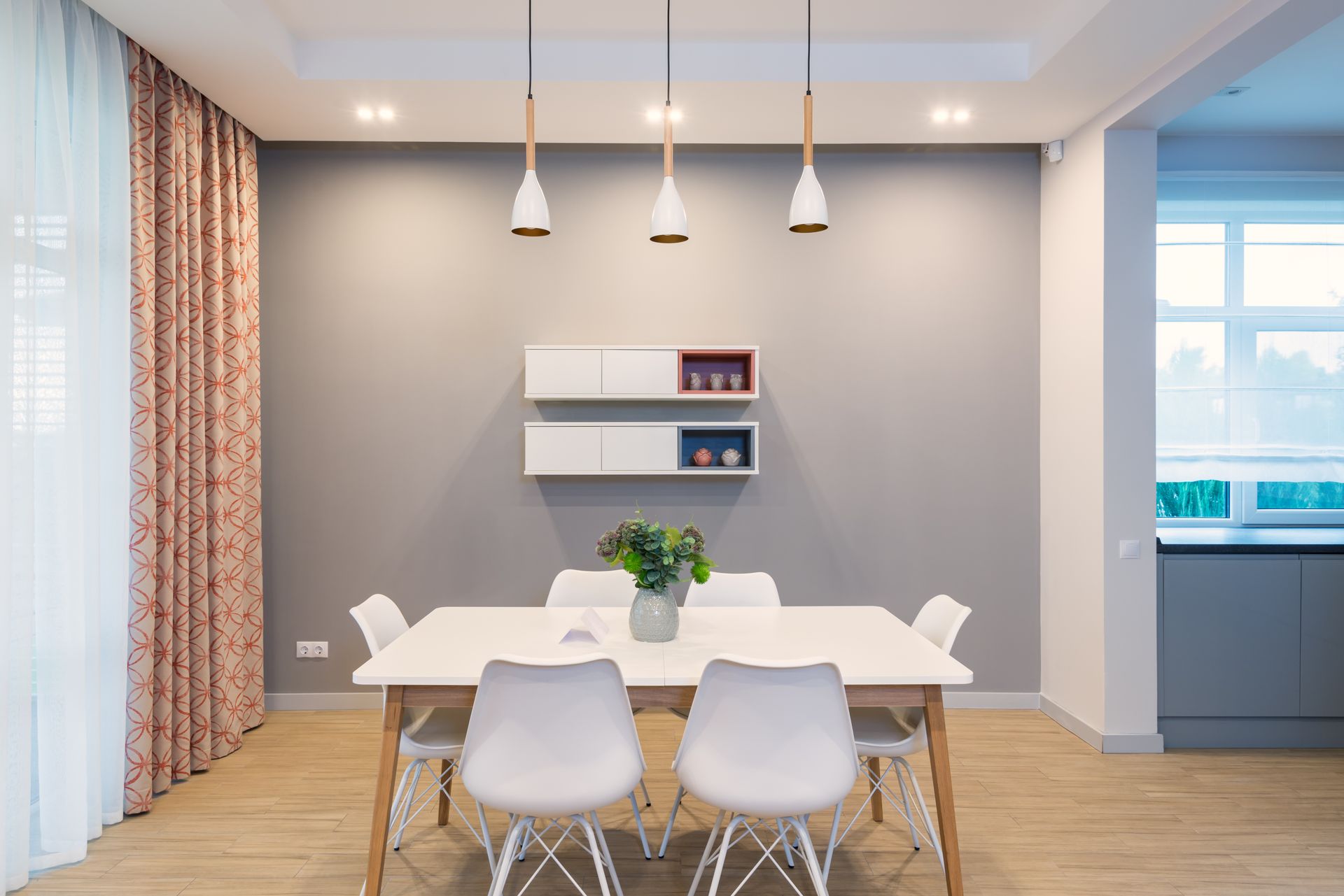 Custom furniture planner — design reference